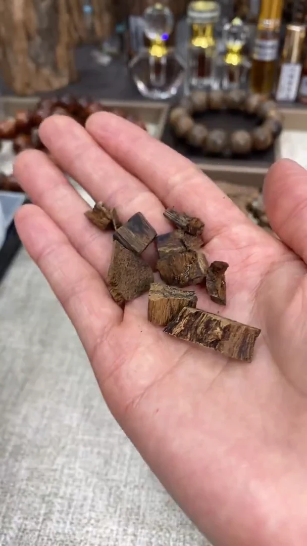 海****。沉香回流天然野品香料