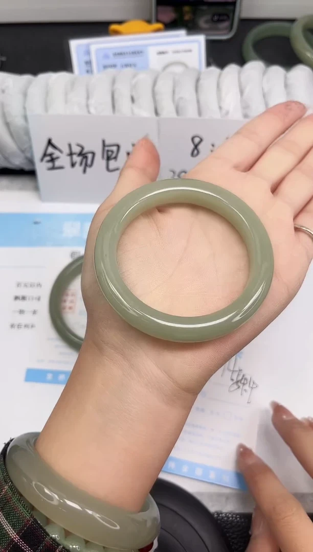 未镶嵌手镯石英质玉14-54.4