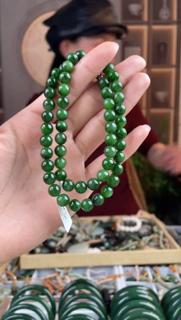 颈饰未镶嵌和田玉拍一发一，多样性发货