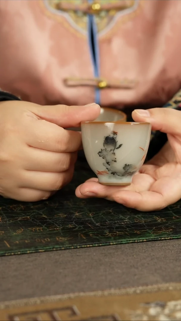 善窑厂汝窑芳华系列手绘小鸡心杯