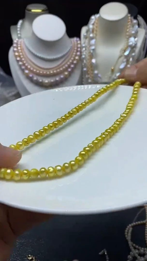 颈饰未镶嵌淡水珍珠多人