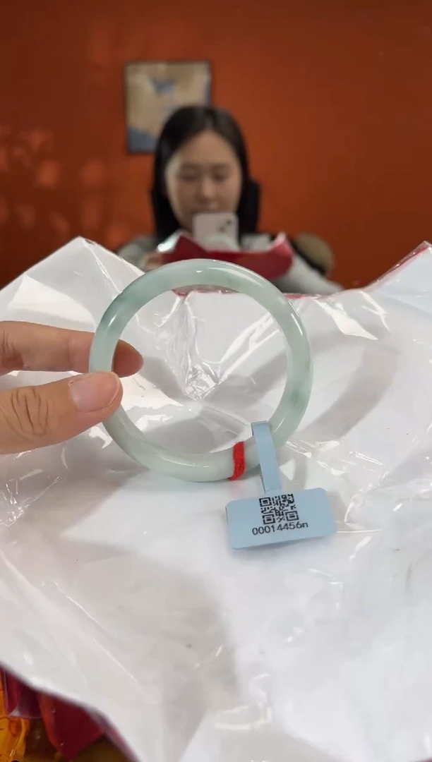 未镶嵌手镯翡翠5   55