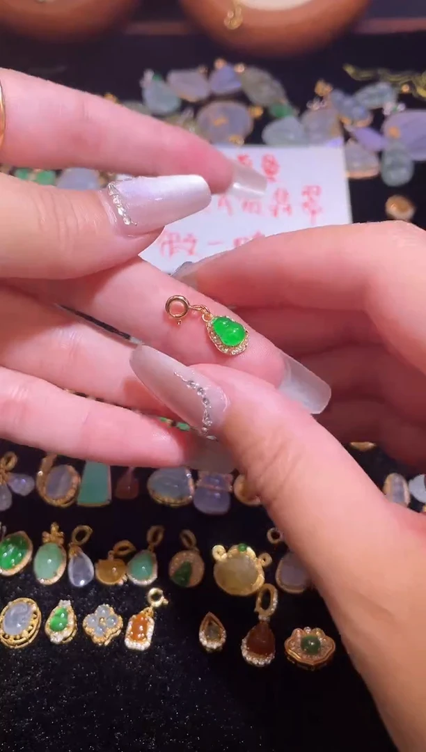 吊坠(不含链)银S925镶嵌翡翠天然a货翡翠