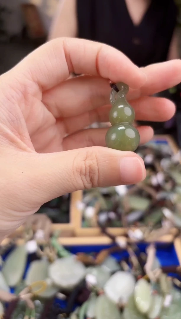 和田玉未镶嵌挂件拍一发一多样性发货