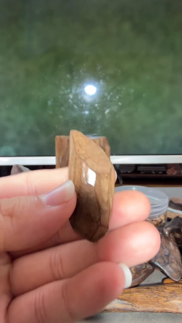 沉香吊坠多样性发一