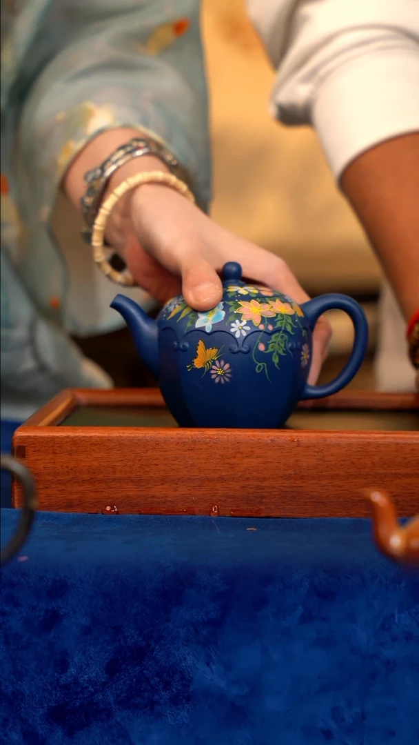 宜兴紫砂 紫砂茶壶 LJY 蓝料 美人肩