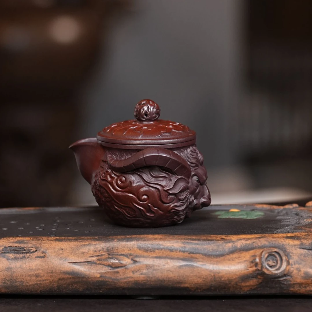 宜兴紫砂老紫泥手工制作牛头手抓壶  40