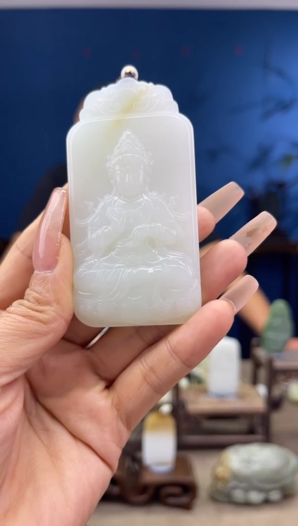 和田玉未镶嵌颈饰1