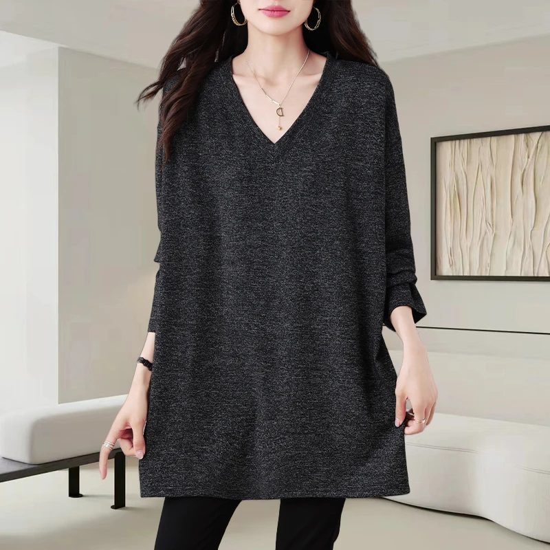 慵懒风V领长袖T恤女秋季2025新款时尚宽松休闲显瘦中长款打底上衣