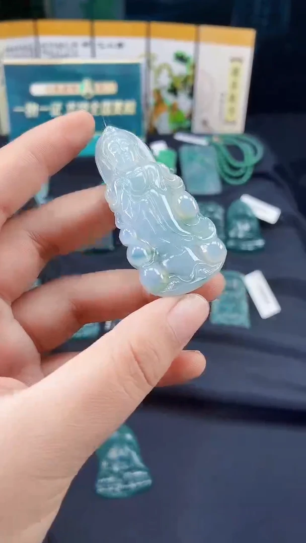 翡翠未镶嵌颈饰OJX25080133