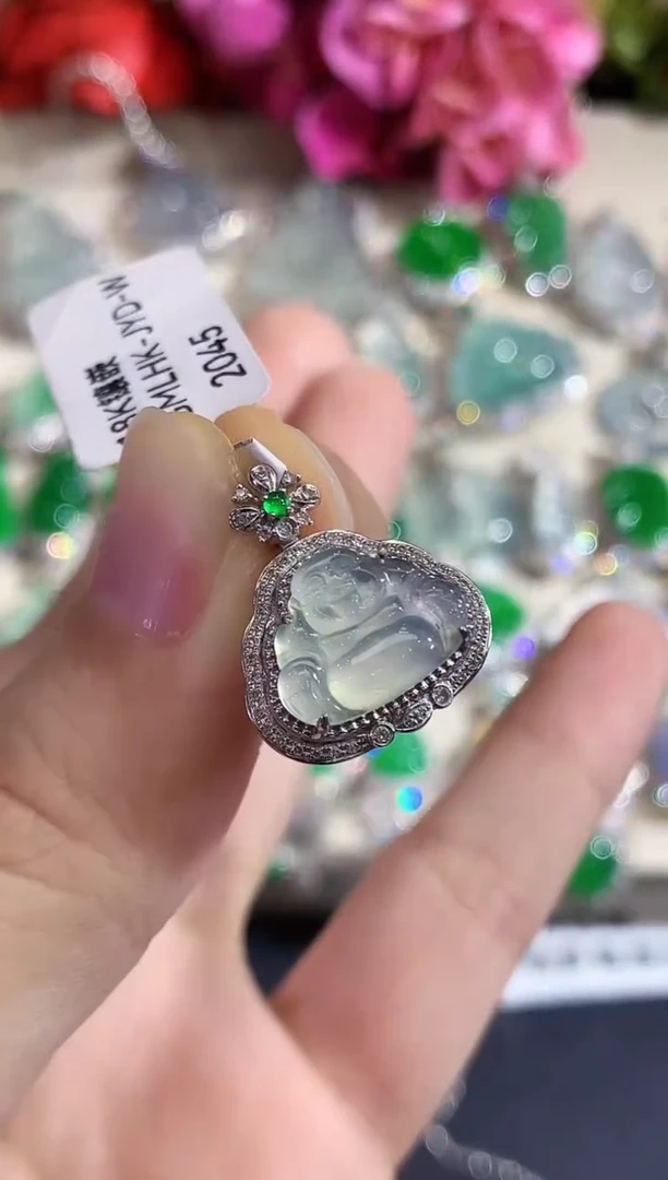 吊坠(不含链)18K金镶嵌翡翠B50