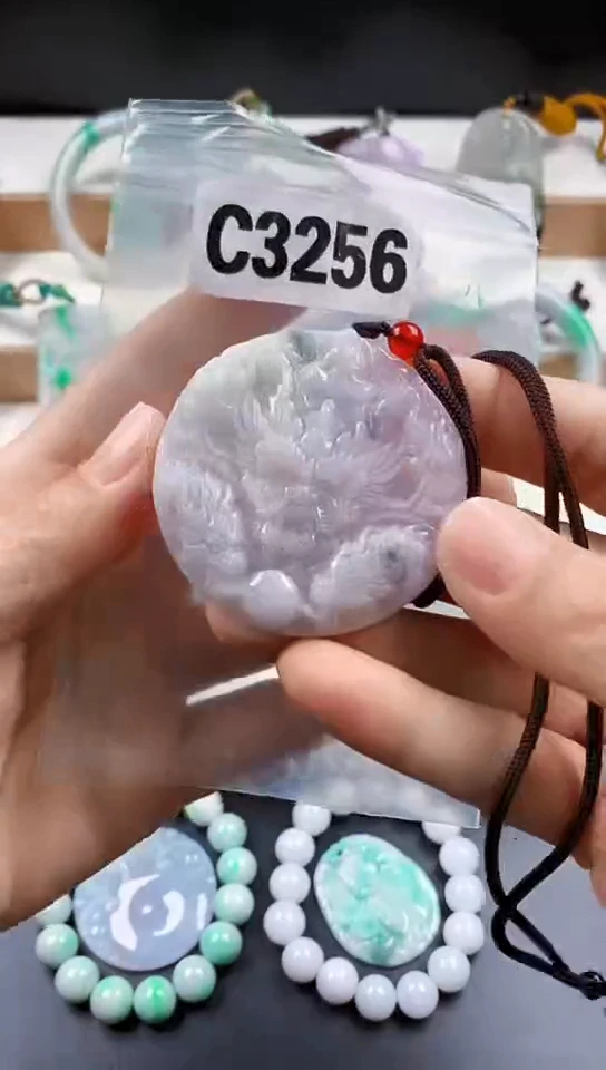 颈饰未镶嵌翡翠天然翡翠吊坠挂件
