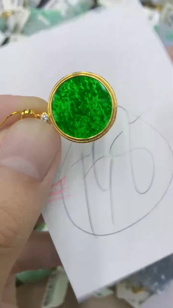 颈饰未镶嵌翡翠11111111111