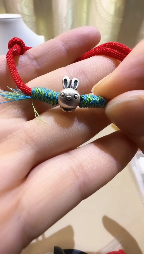 布艺足银       A33