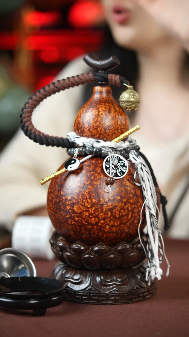 【闪购商品】328号500ml左右的非遗漆器酒葫芦