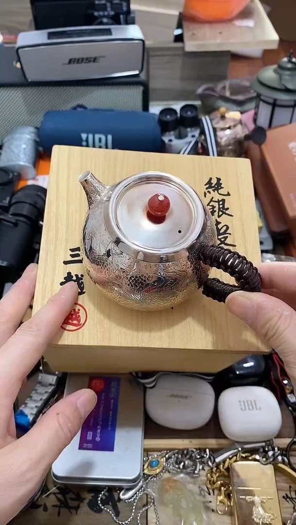 瓷片闪购商品  如图所示