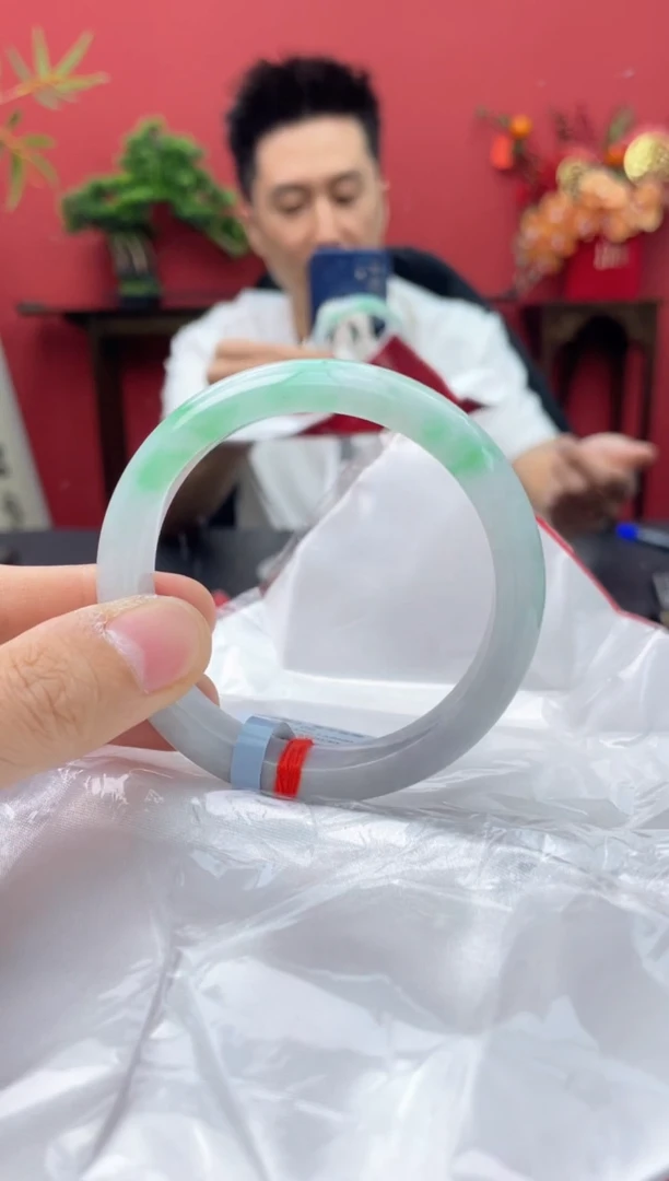 未镶嵌手镯翡翠3