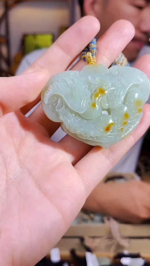 和田玉未镶嵌颈饰1