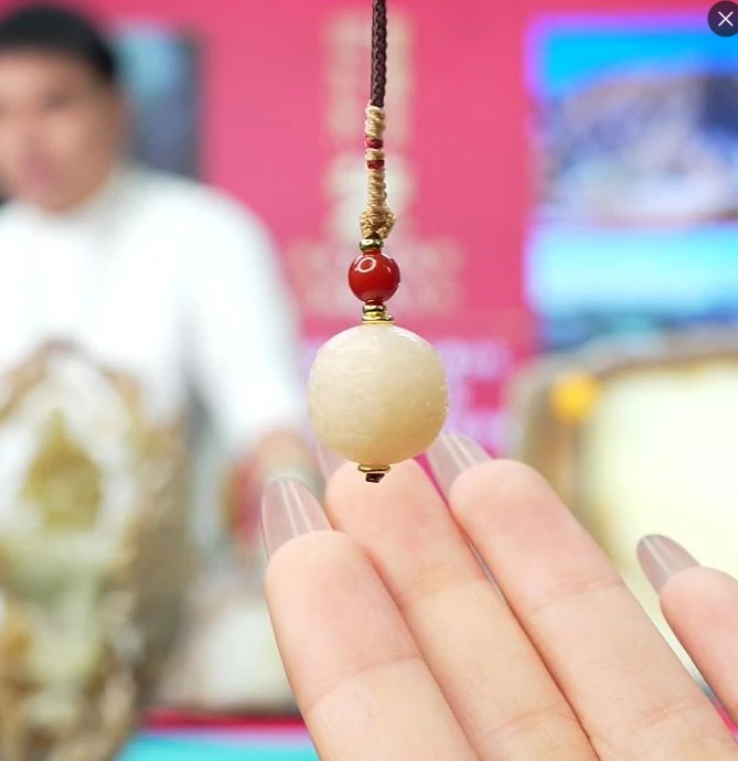 福袋---新疆和田玉龙珠尺寸约16mm