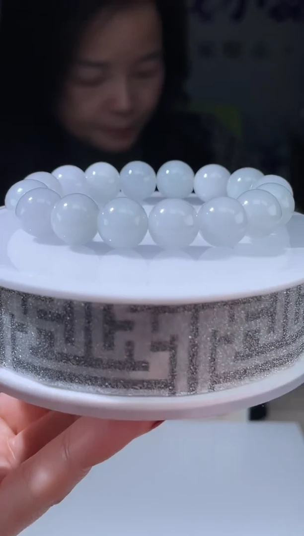 【闪购商品】定制翡翠未镶嵌不退不换随机发CMH1件-A