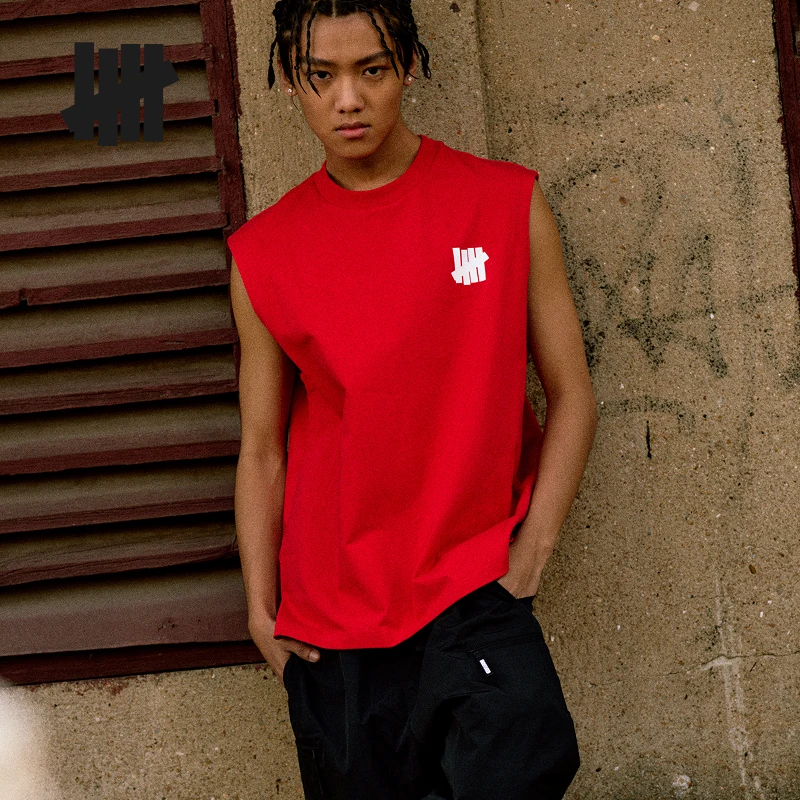 【张老虎补贴】UNDEFEATED五条杠LOGO字母休闲百搭短袖UC51GTK03M