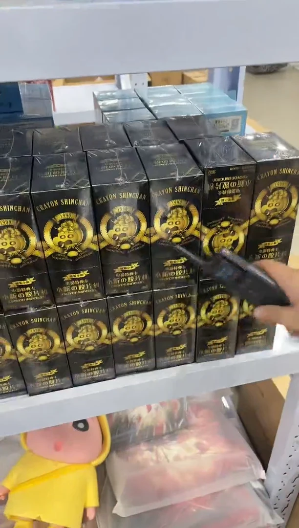 蜡笔小新胶片机收藏卡牌