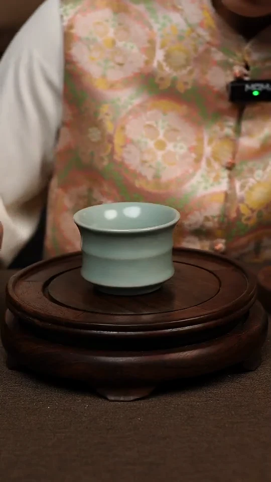 瓷片仿古天青束腰竹节杯100ml 微瑕 不带礼盒