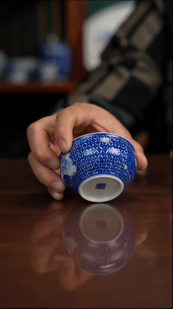 自成堂柴窑青花铜钱纹