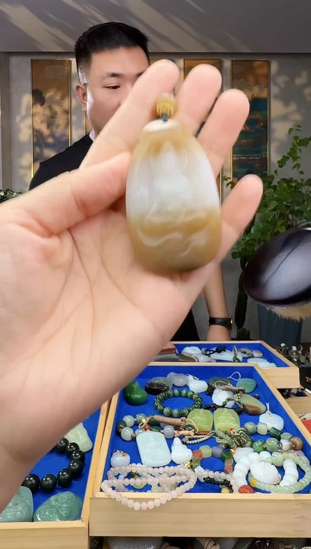 未镶嵌和田玉挂件拍一发一