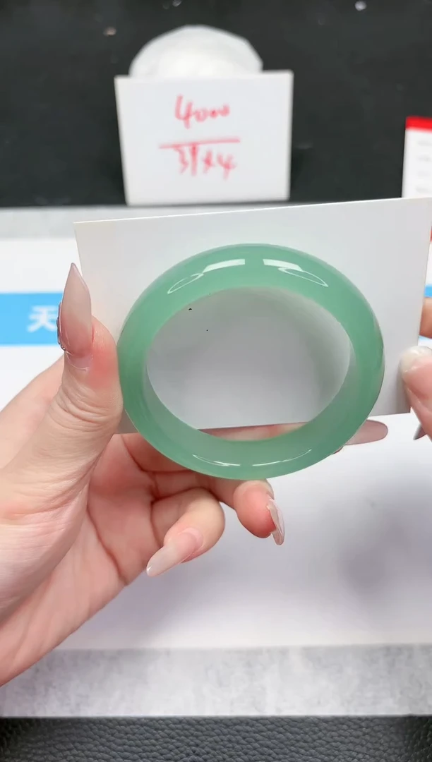 【闪购商品】石英质玉手镯未镶嵌938-55.6