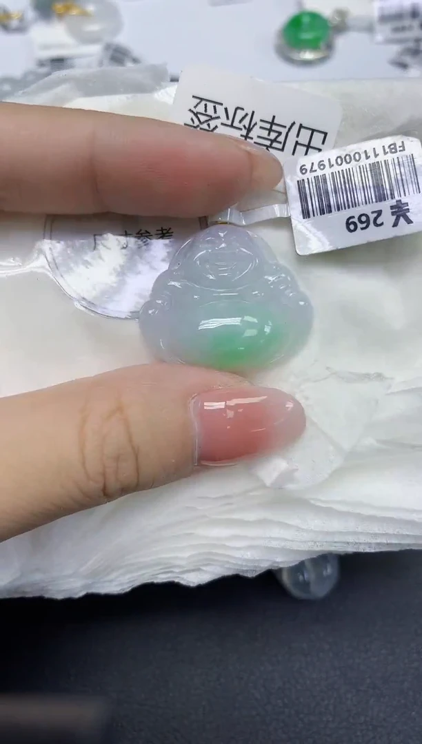 颈饰18K金镶嵌翡翠天然缅甸翡翠A货多样性发一件