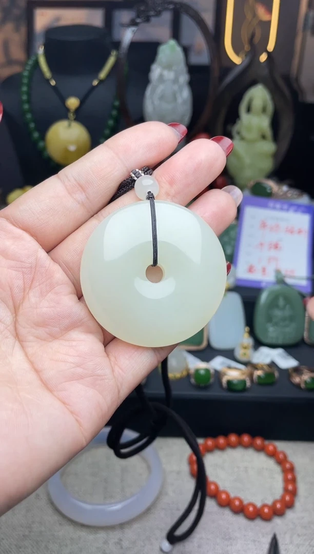 【闪购商品】和田玉颈饰未镶嵌吊坠