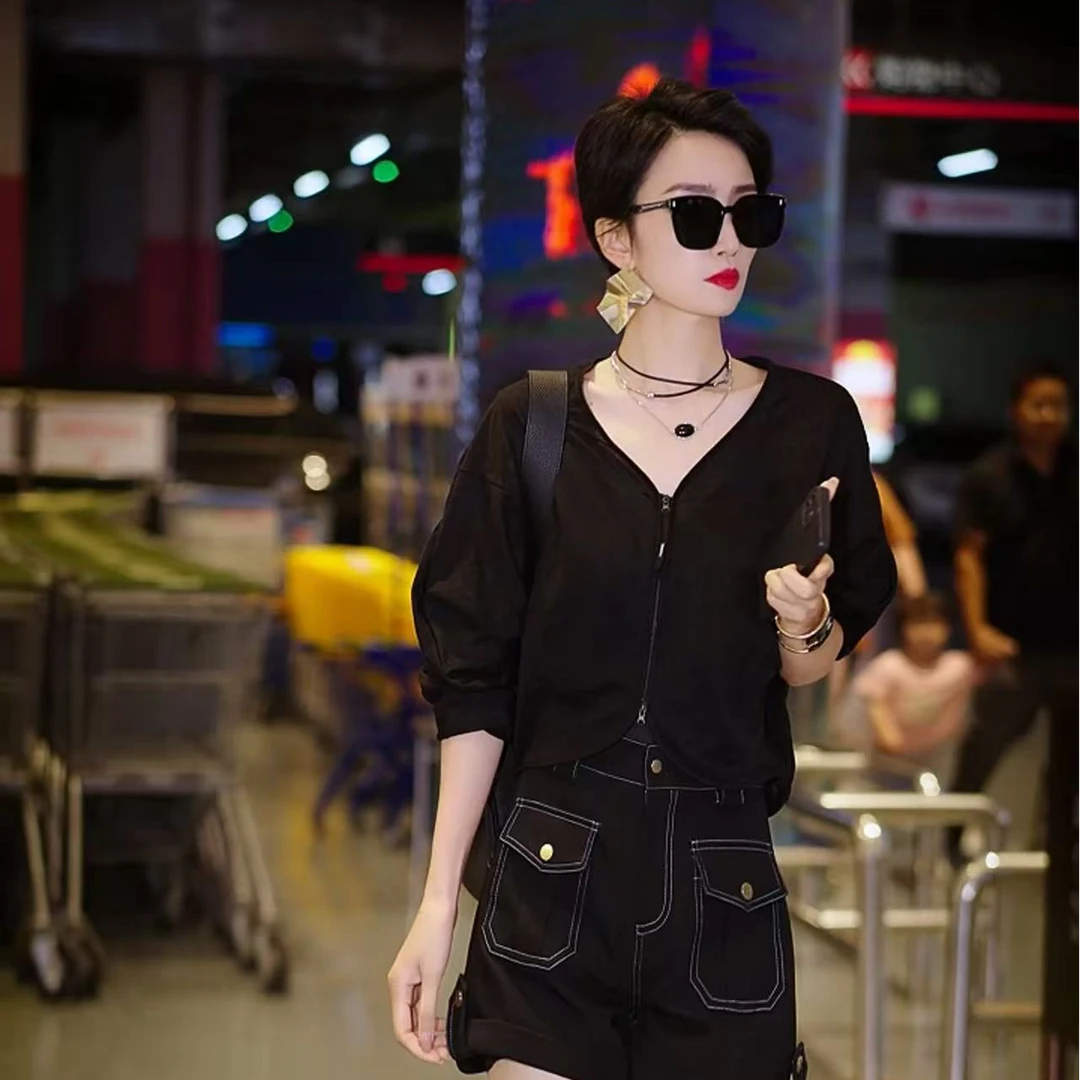 （玟萱推荐）薄款拉链V领小众时尚罩衫