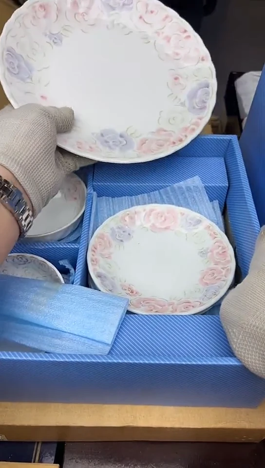 【闪购商品】11件中古回流瓷器好看，谨慎参拍