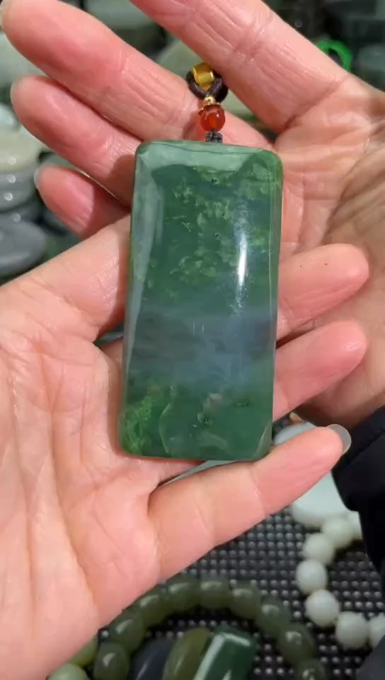 未镶嵌和田玉珠宝半成品牌子