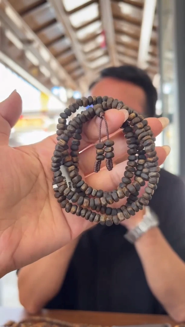 沉香手串卡5/17克墨绿虫漏多样性发货一条