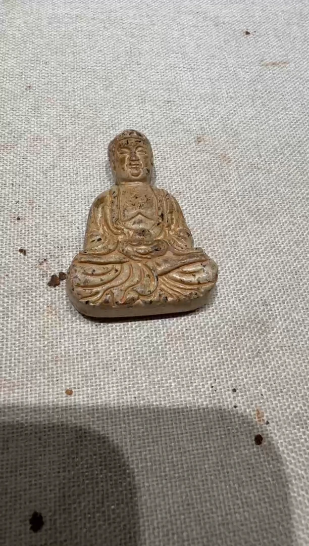 未镶嵌和田玉挂件和田玉摆件