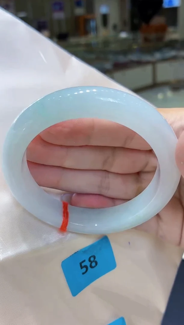 未镶嵌手镯翡翠翡翠手镯