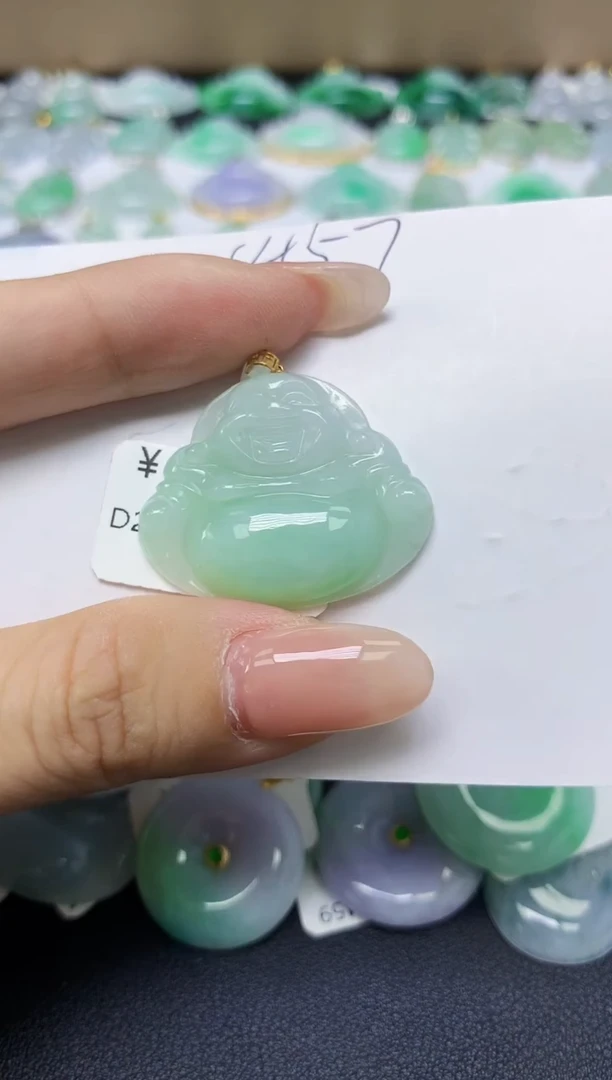 翡翠18K金镶嵌颈饰天然缅甸翡翠A货