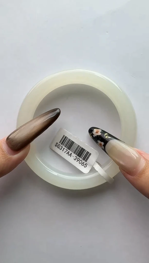 未镶嵌手镯和田玉56