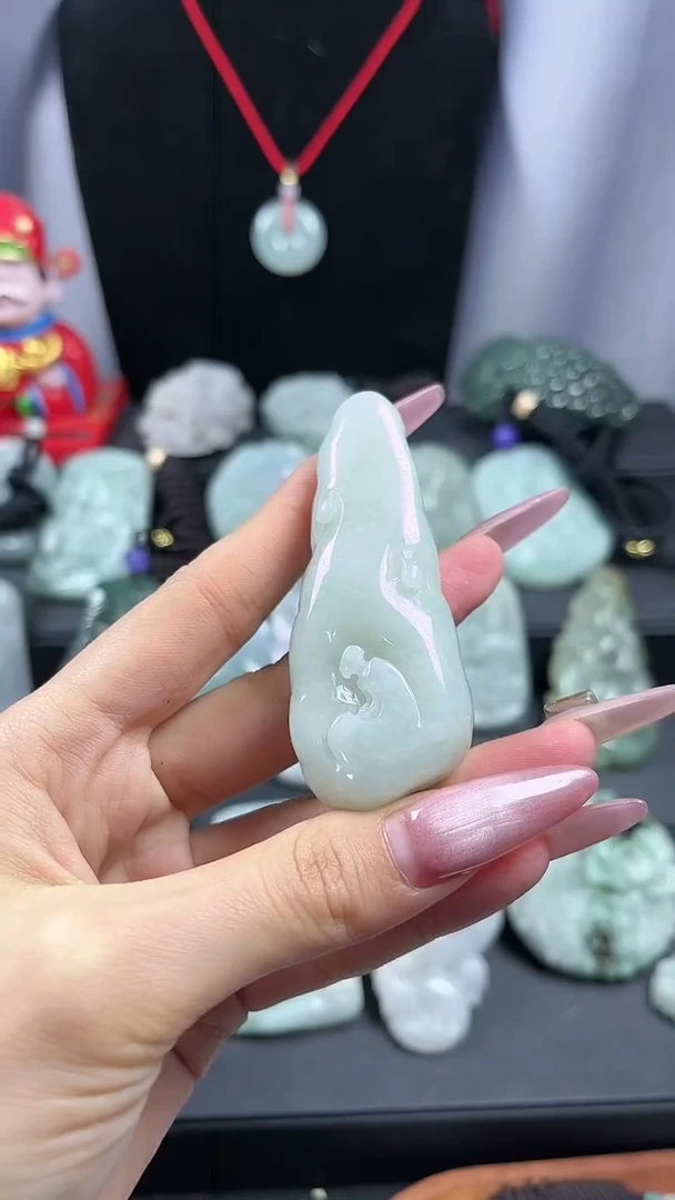 【闪购商品】翡翠颈饰未镶嵌悟道