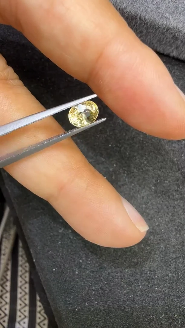 未镶嵌定制定制蓝宝石天然无烧1.05克拉金丝雀黄吉尔德vb