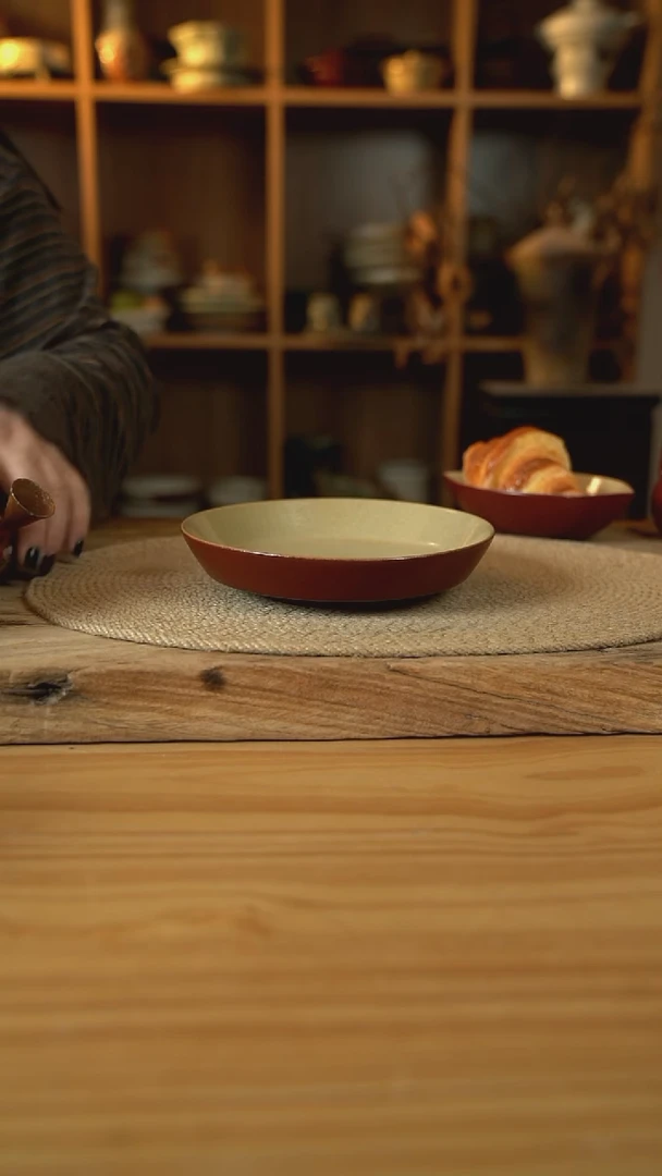 复古红系列的7英寸立口盘1个