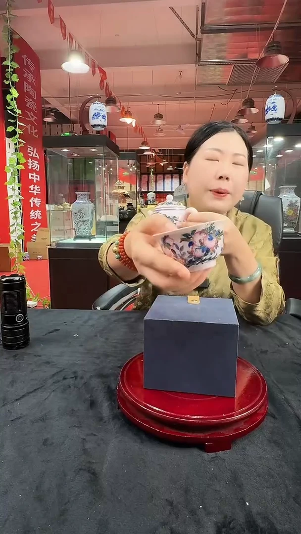 摆件景德镇稀土瓷b2