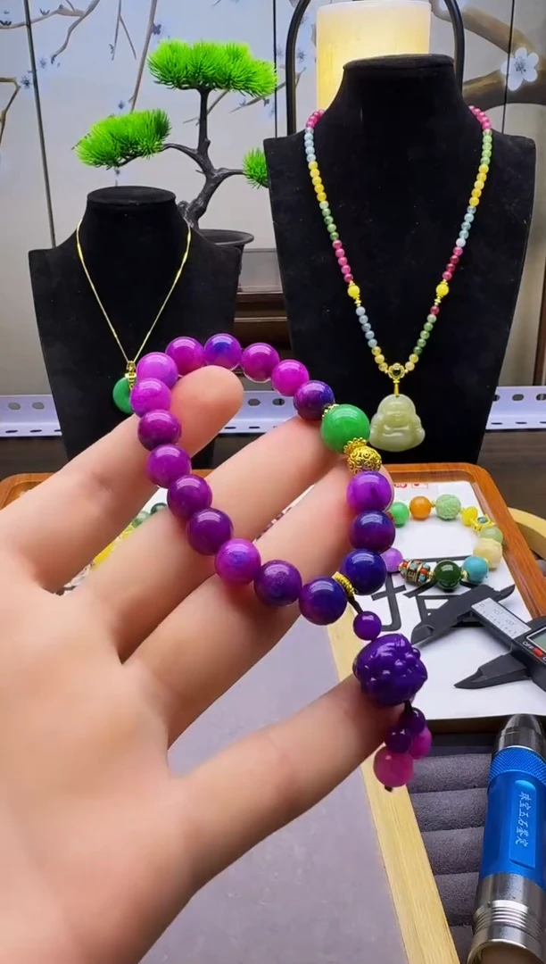 14K金镶嵌苏纪石（舒俱来）手链S82