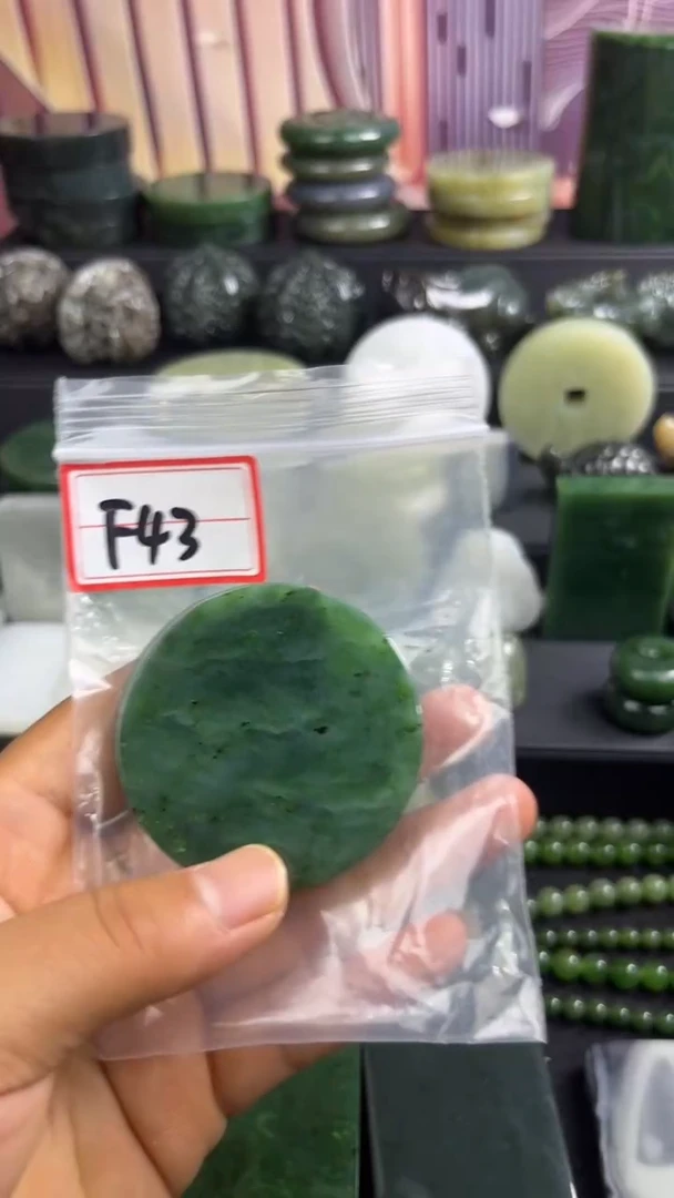 和田玉未镶嵌珠宝半成品镯芯