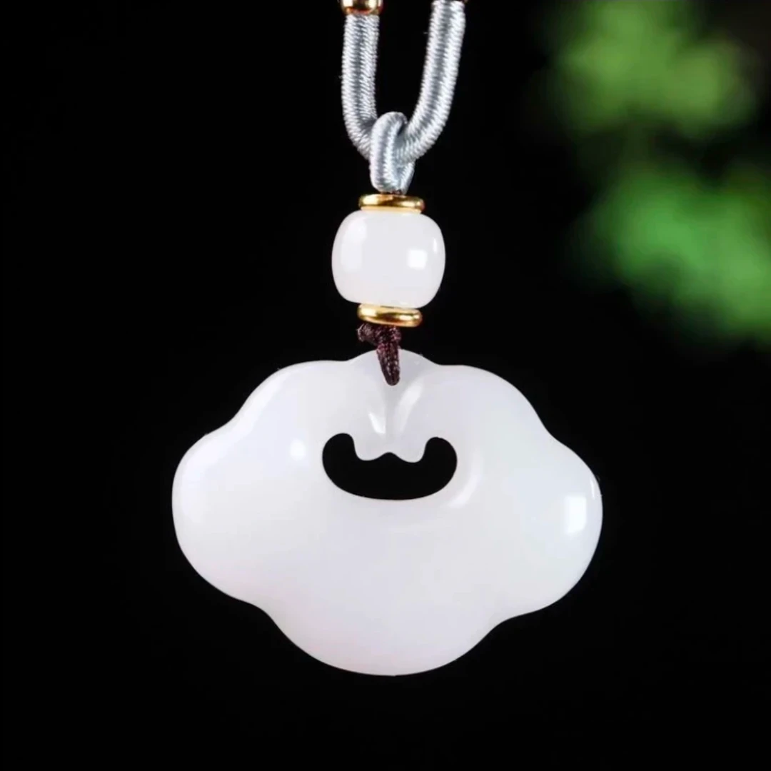 纯天然新疆白如雪如意锁吊坠挂件多样发一