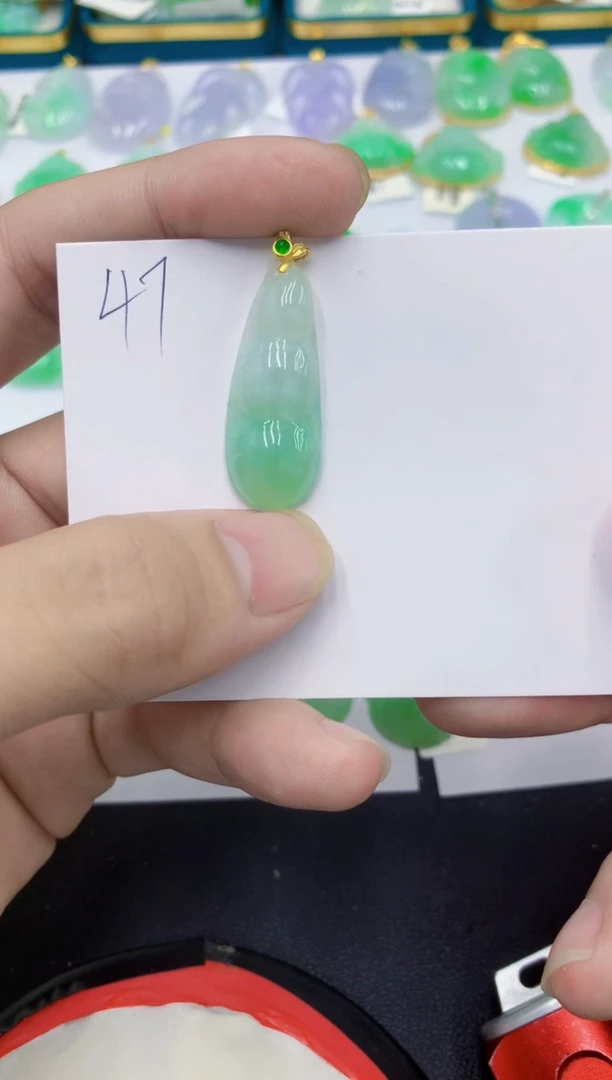 颈饰未镶嵌翡翠翡翠