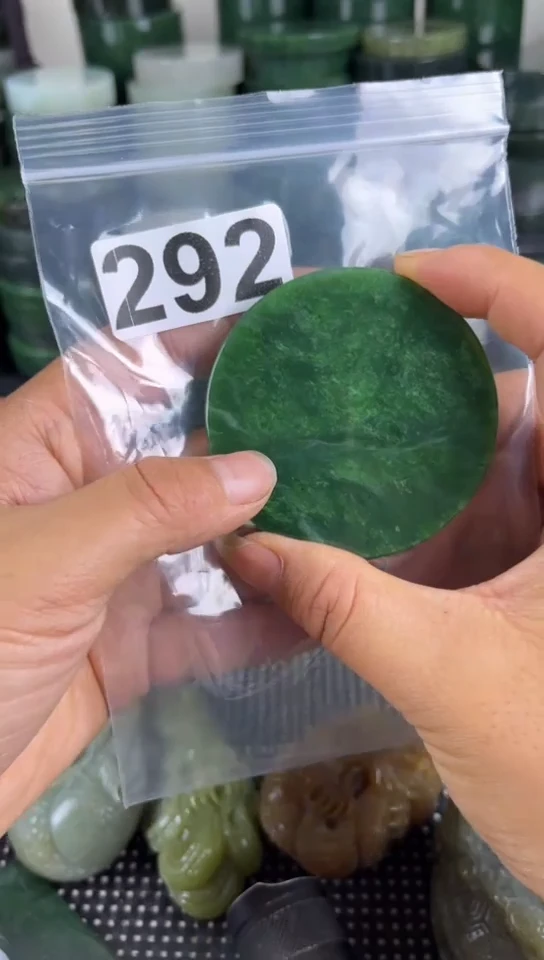 和田玉未镶嵌珠宝半成品镯芯