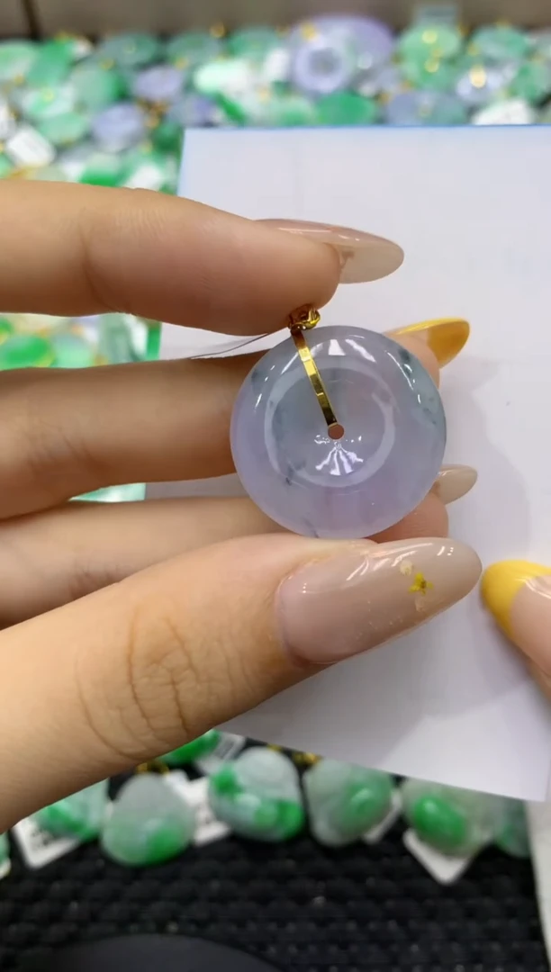 颈饰18K金镶嵌翡翠天然缅甸翡翠A货